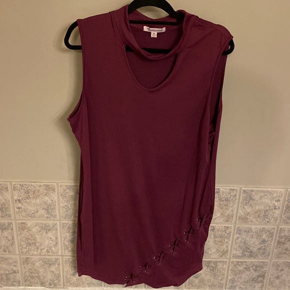 Extra Touch Tops - Cute Sleeveless Tunic/Dress
